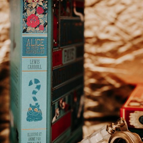 Aperçu de l'album Minalima Classique  - Alice aux pays des merveilles