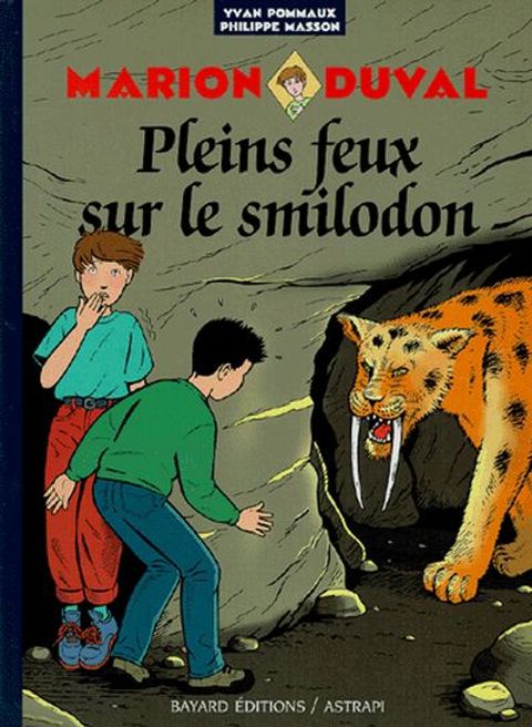 Couverture de l'album Pleins Feux sur le Smilodon