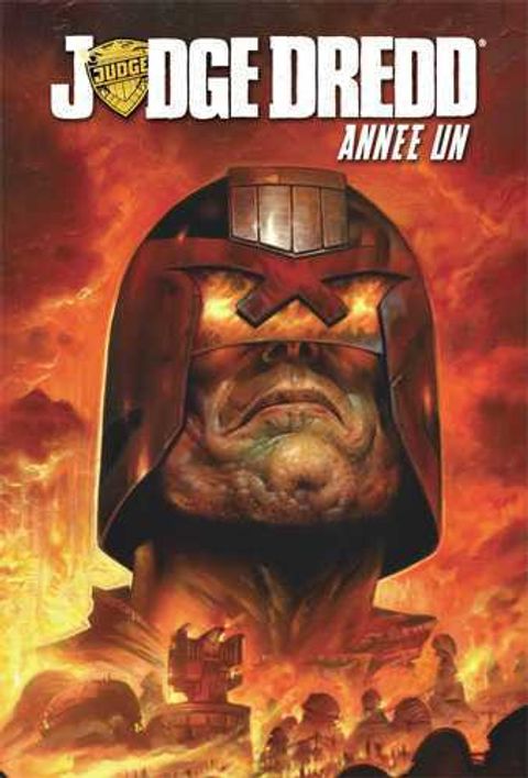 Couverture de l'album Judge Dredd - Recueil 